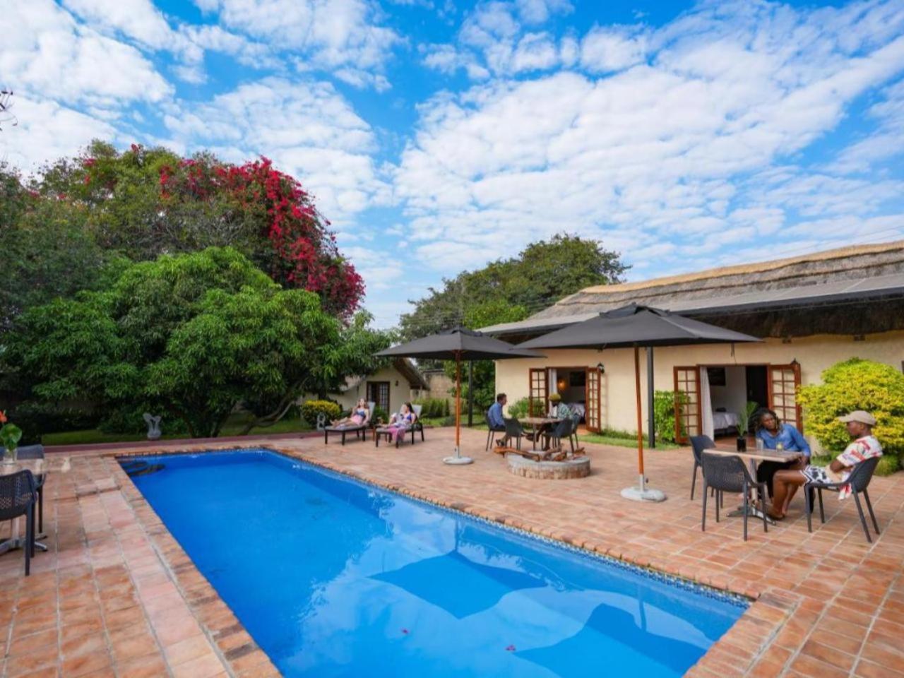 The Little Outlook Bed and Breakfast Victoria Falls Exteriör bild