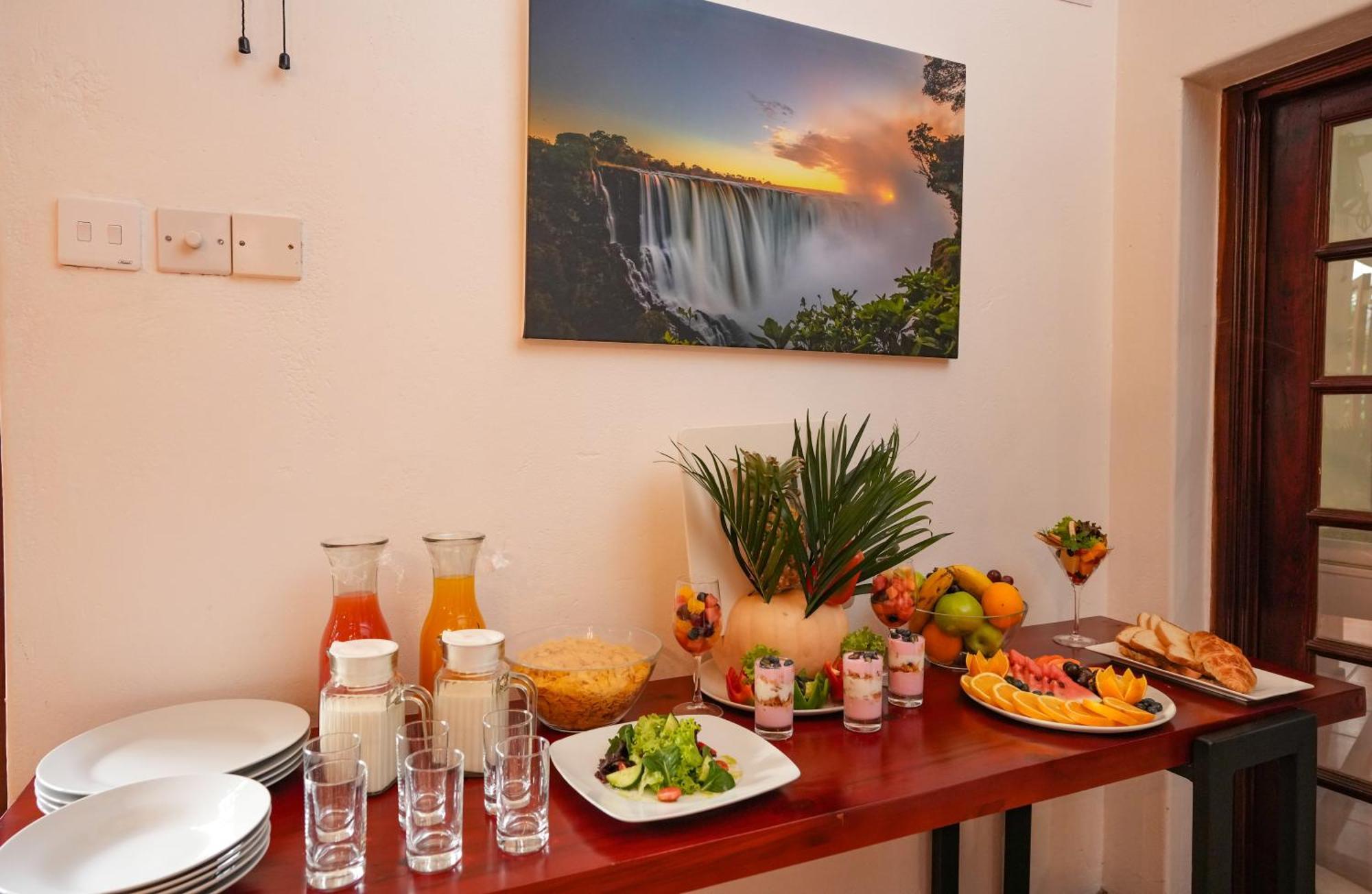 The Little Outlook Bed and Breakfast Victoria Falls Exteriör bild