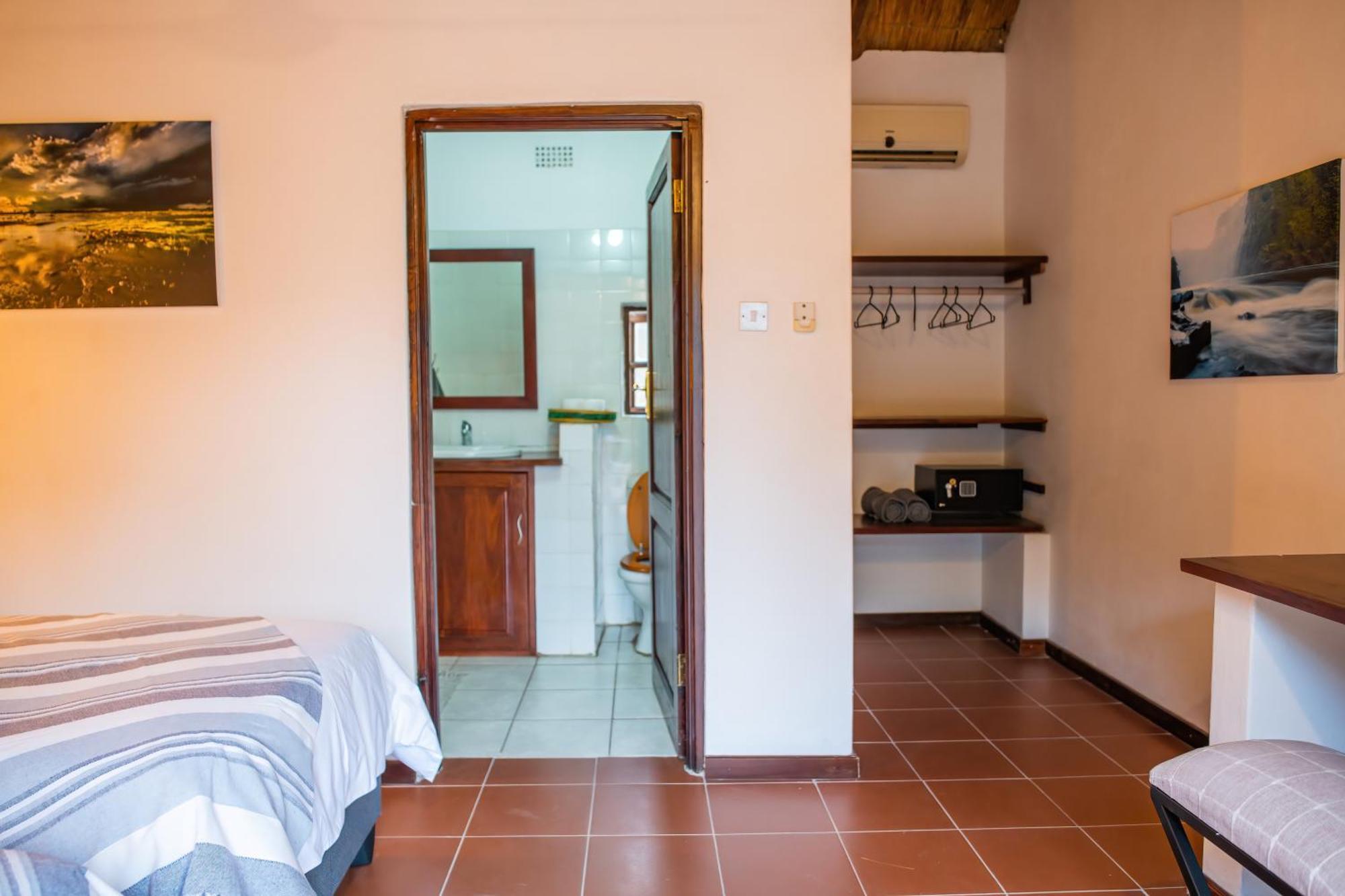 The Little Outlook Bed and Breakfast Victoria Falls Exteriör bild